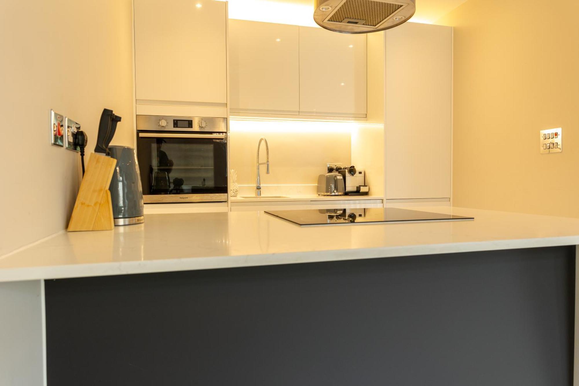 Exclusive Cardiff City Centre Apartment Zewnętrze zdjęcie
