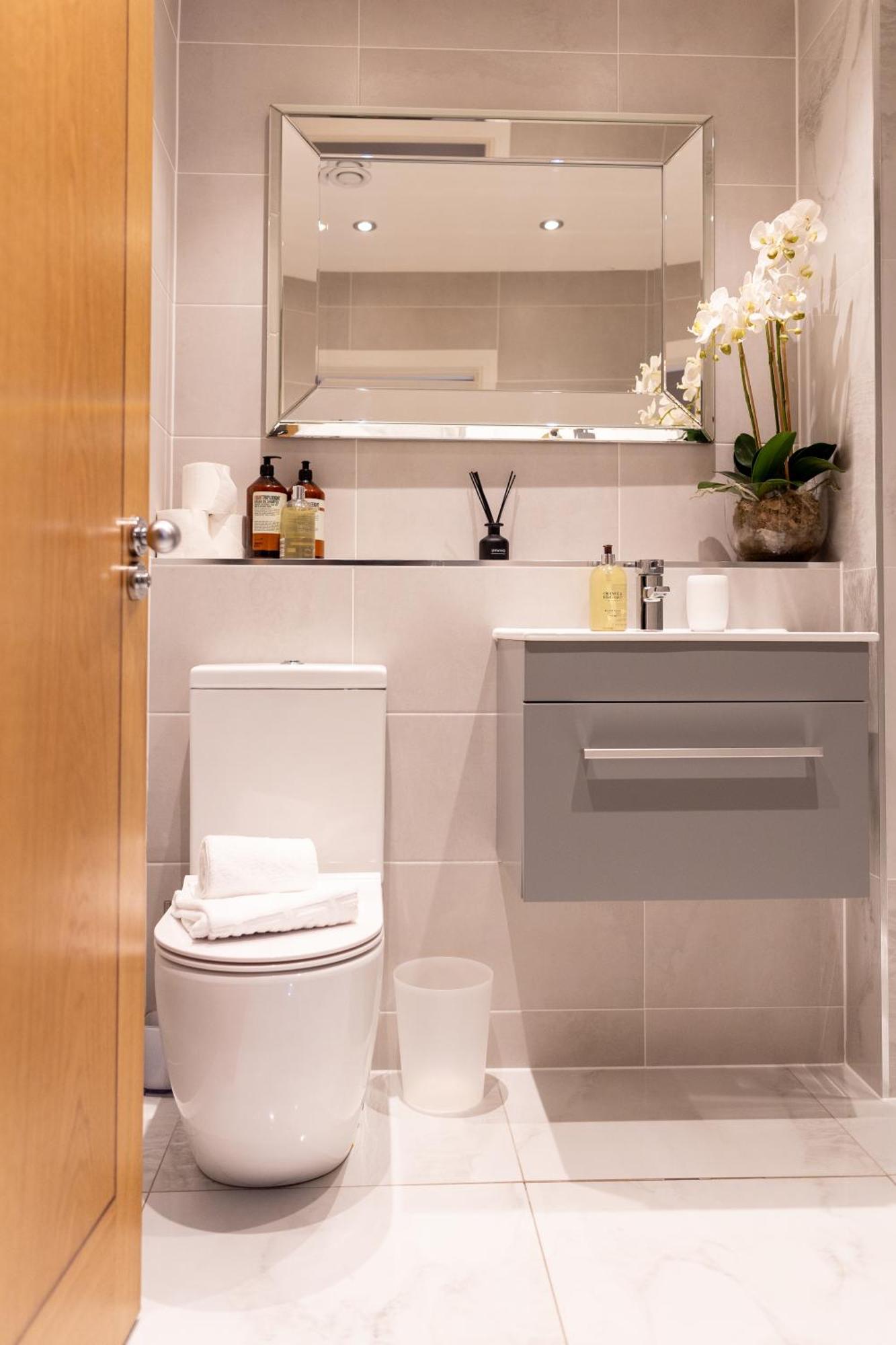 Exclusive Cardiff City Centre Apartment Zewnętrze zdjęcie